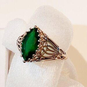 Vintage Style Ring Emerald Topaz Silver Ring Sizes 6, 7, 8